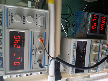 DC24V-36V输入，输出6V  5A  30W 恒流驱动电源