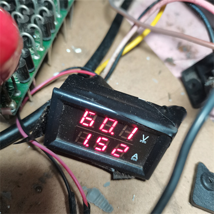 输入电压ACDC24V   1.5A±3%电压58-62V功率100W