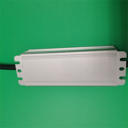 DC24V输入，输出19-23V 1.1A DCDC电源