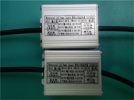 输入DC AC36V 20W 0.6A   LED电源