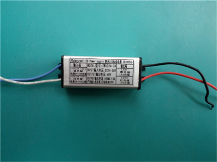 生产商 输入DC24V  25W 48V 0.5A输出DCDC电源