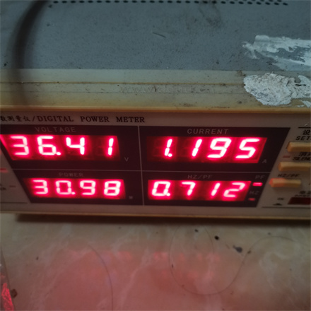 AC36V 30W 输入，输出42-43V 0.65A LED电源